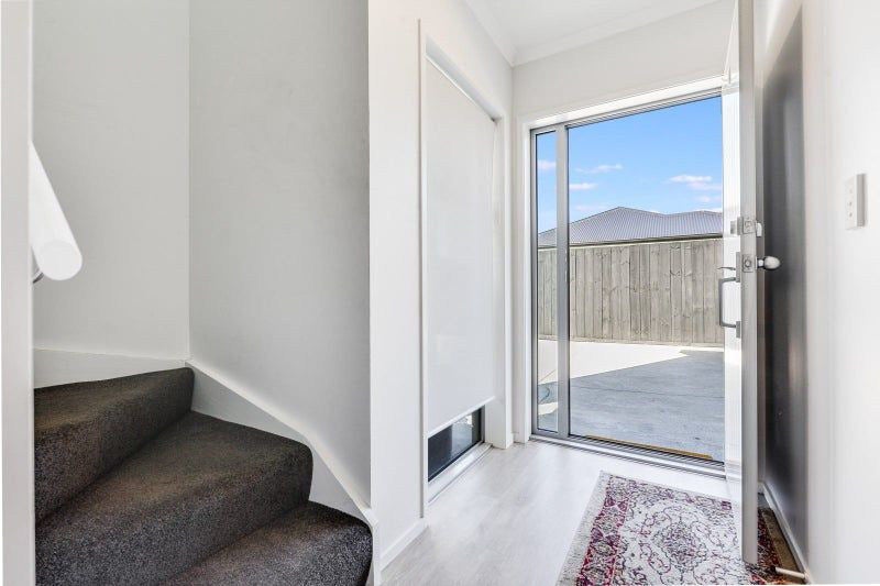 2/28 Garnett Avenue, Forest Lake, Hamilton - Carousel 10