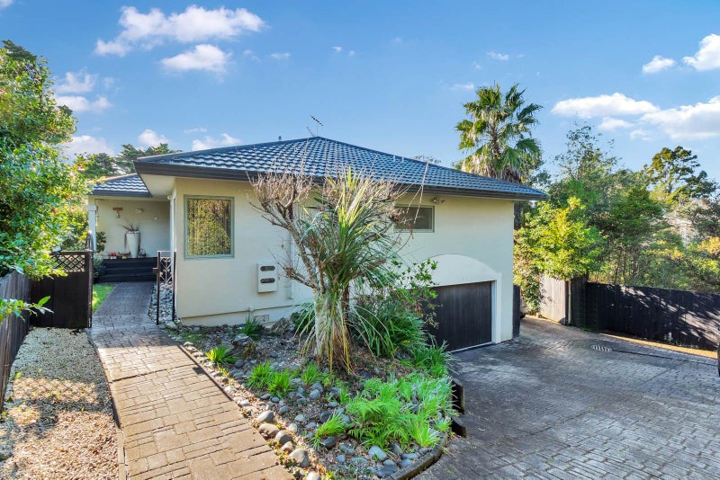 2/160 Cliff View Drive, Green Bay, Auckland - Carousel 2