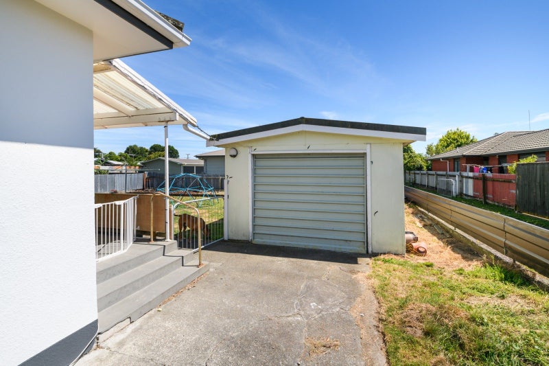 7 College Street, Awapuni, Palmerston North - Carousel 13