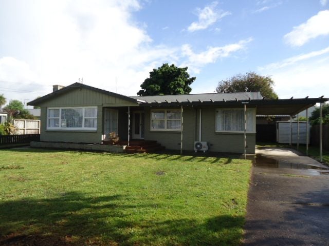 31 MacDonald Road, Glenview, Hamilton - Carousel 1