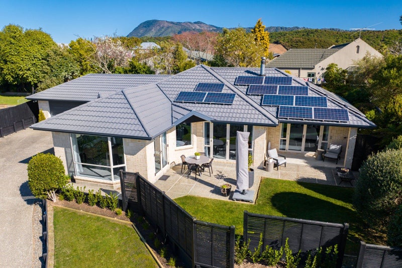 8 Whitby Close, Waikawa, Picton - Carousel 26