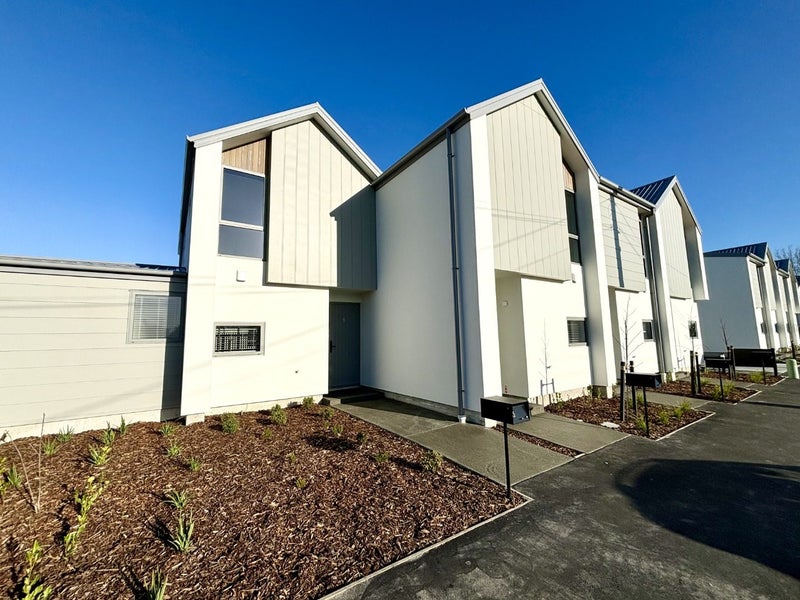 35 Bampton Street, Burwood, Christchurch - Carousel 10