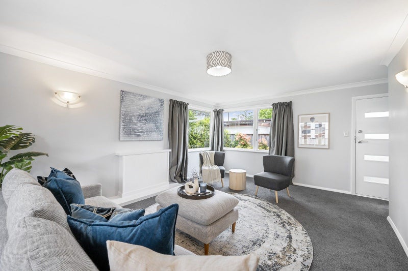 19 Victoria Street, Ebdentown, Upper Hutt - Carousel 1