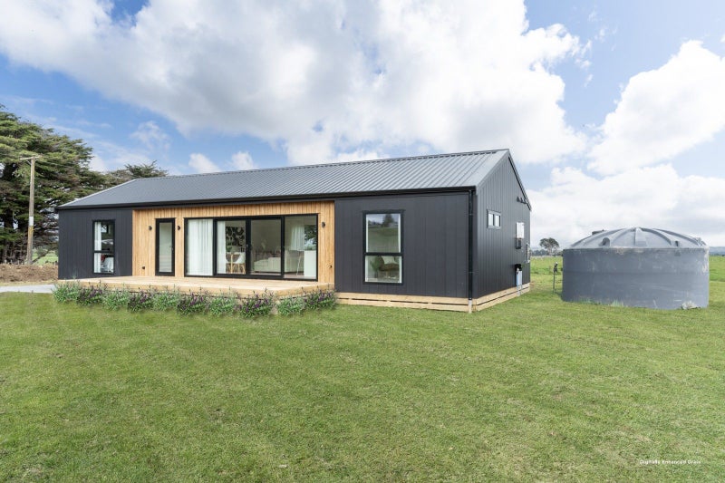 437 Pinfold Road, Papatawa, Woodville - Carousel 37