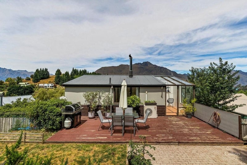 9B Dart Place, Fernhill, Queenstown - Carousel 2