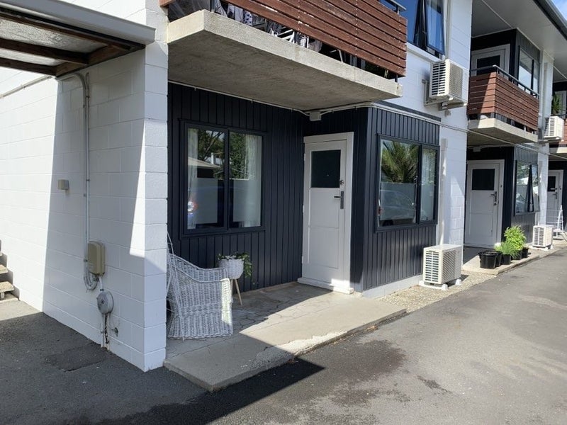 15 Kitchener Street, Claudelands, Hamilton - Carousel 8