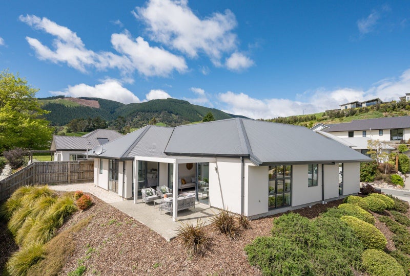 4 Waterson Lane, Stoke, Nelson - Carousel 21