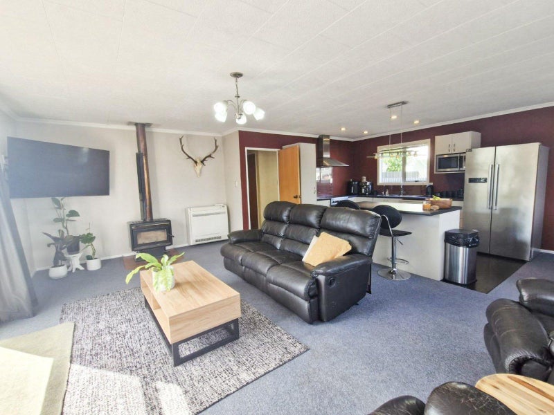 145 Cunningham Crescent, Grasmere, Invercargill - Carousel 2