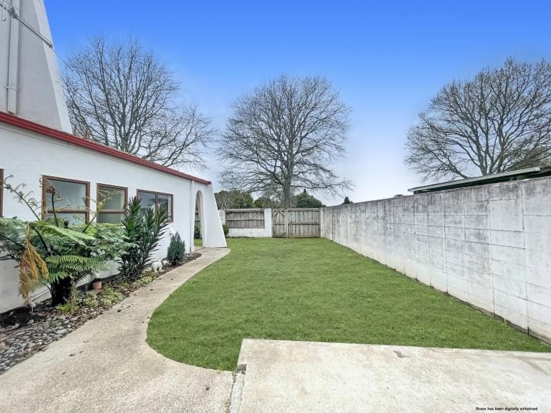 25 Hillary Street, Chedworth, Hamilton - Carousel 18