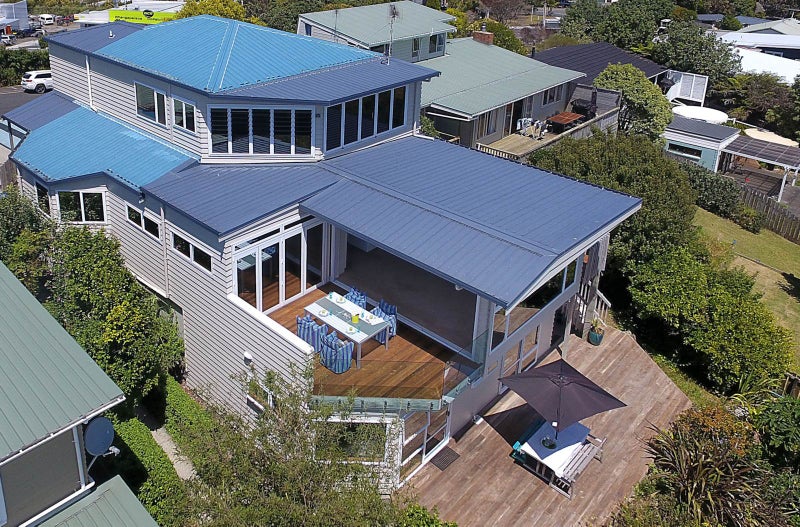 12 Totara Road, Stanmore Bay, Whangaparaoa - Carousel 1