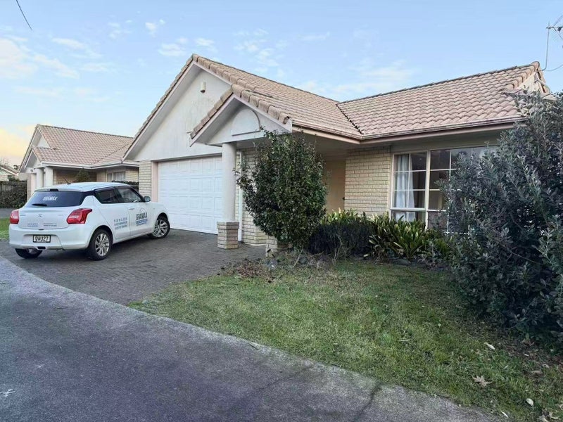 26A Cantora Avenue, Northpark, Auckland - Carousel 1