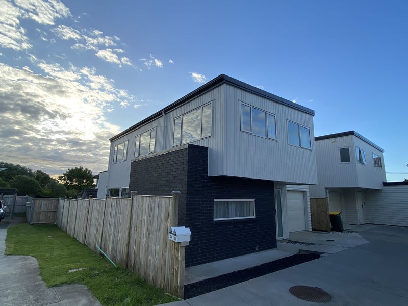 3A Tui Street, Belmont, Auckland - Carousel 2