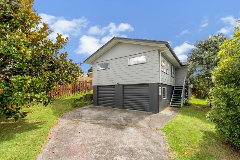 36 Athena Drive, Totara Vale, Auckland - Carousel 2