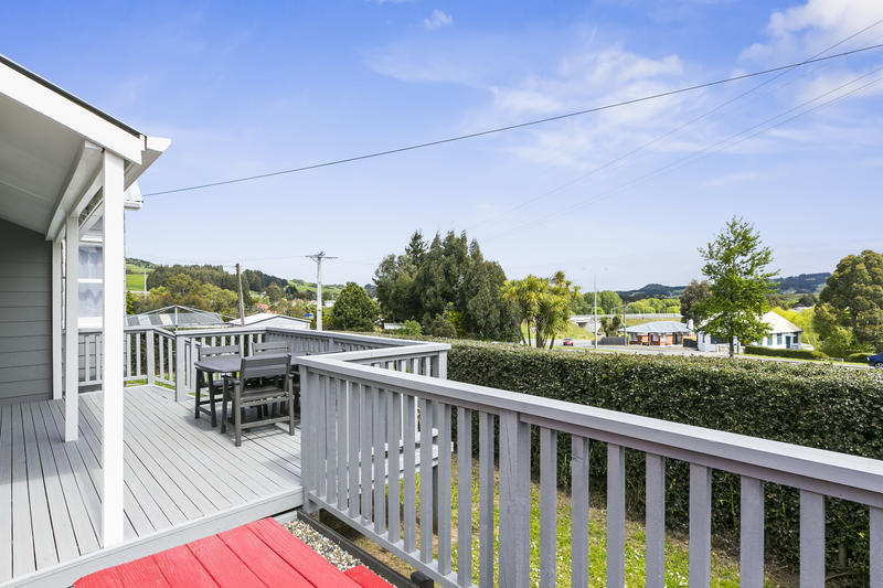 21 Abbotsford Road, Green Island, Dunedin - Carousel 2