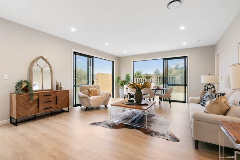 15C Matata Street, Blockhouse Bay, Auckland - Carousel 1