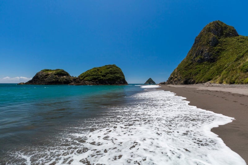 25 Simons Street, Moturoa, New Plymouth - Carousel 24