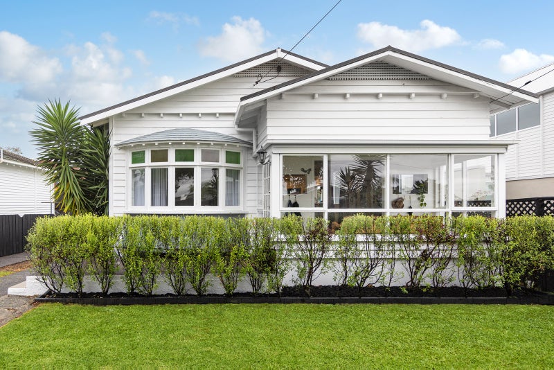 253 Meola Road, Point Chevalier, Auckland - Carousel 1