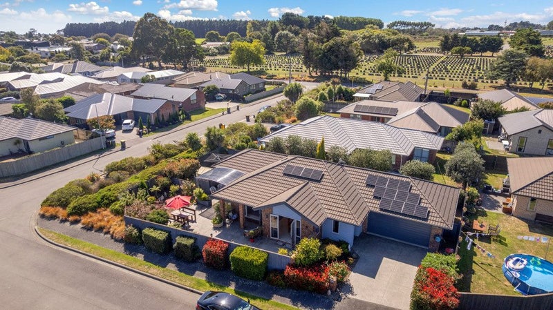 7 Merrilees Place, Linwood, Christchurch - Carousel 1