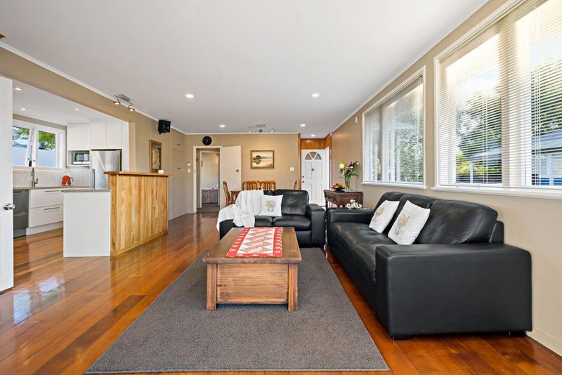 35 Muir Avenue, Mangere Bridge, Auckland - Carousel 2