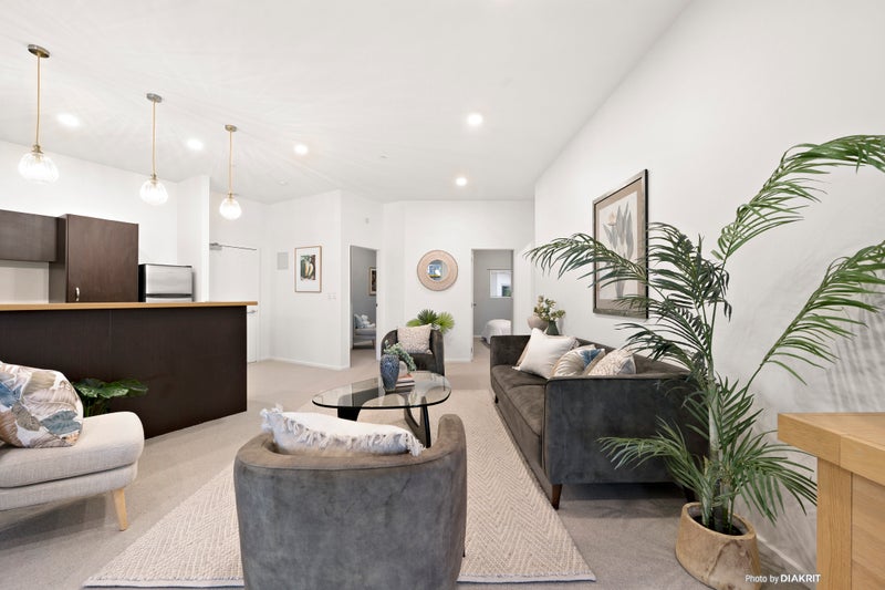 219/107 Thorndon Quay, Pipitea, Wellington - Carousel 1