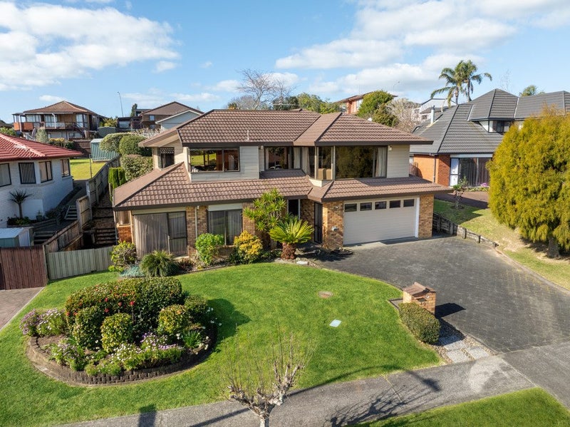 20 Currell Way, Somerville, Auckland - Carousel 1