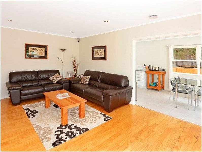 26 Lynden Avenue, Hillcrest, Auckland - Carousel 1