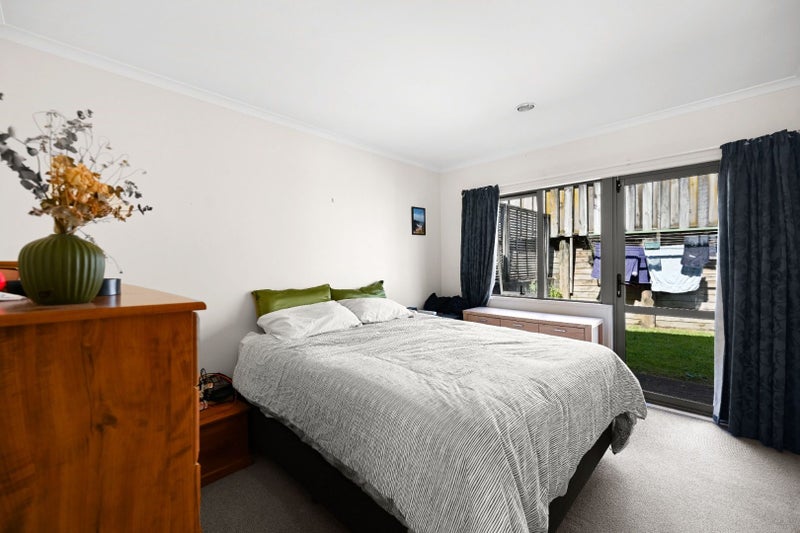 10/11A Ruakiwi Road, Hamilton Lake, Hamilton - Carousel 11