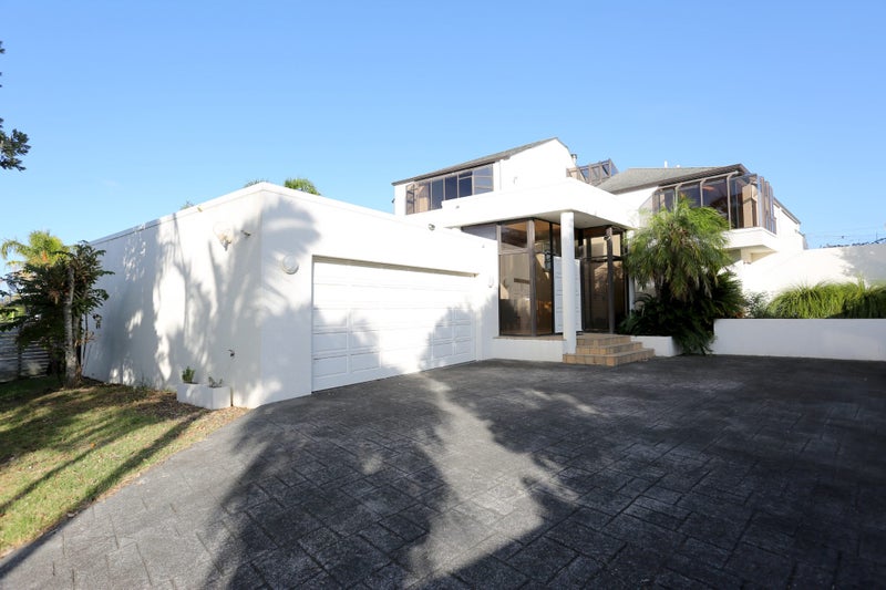74 Ardern Avenue, Stanmore Bay, Whangaparaoa - Carousel 1