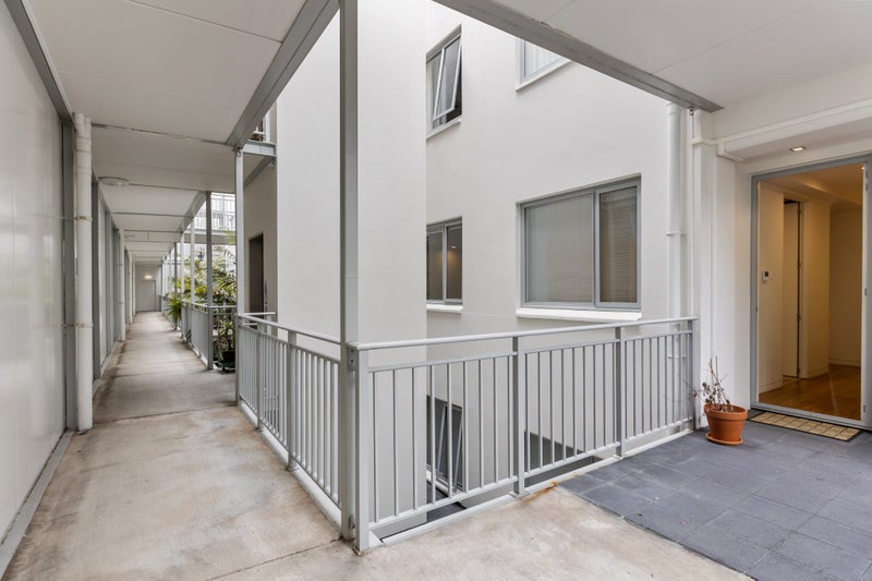 13/23 Graham Street, Auckland Central, Auckland - Carousel 2