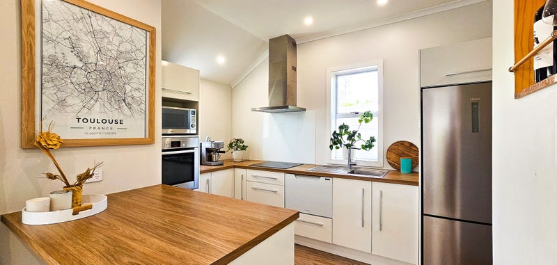 192 Gladstone Road, Dalmore, Dunedin - Carousel 2