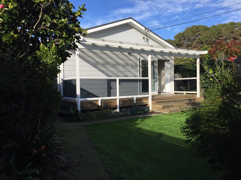 19A Mantell Street, Seatoun, Wellington - Carousel 1