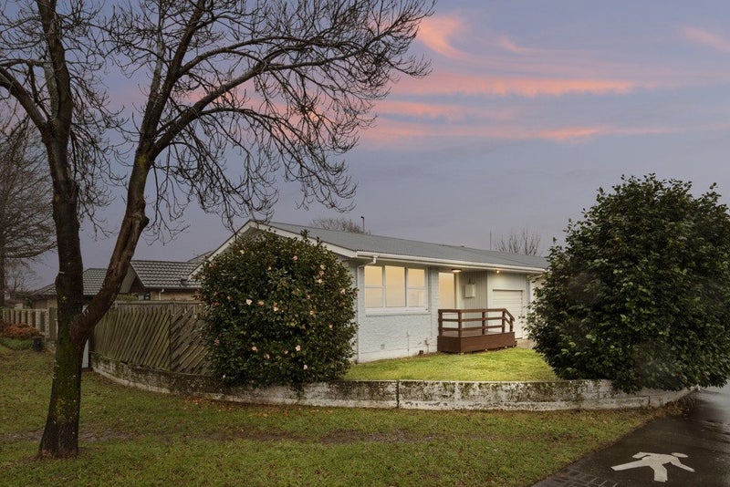 1/1 Colman Avenue, Sockburn, Christchurch - Carousel 2