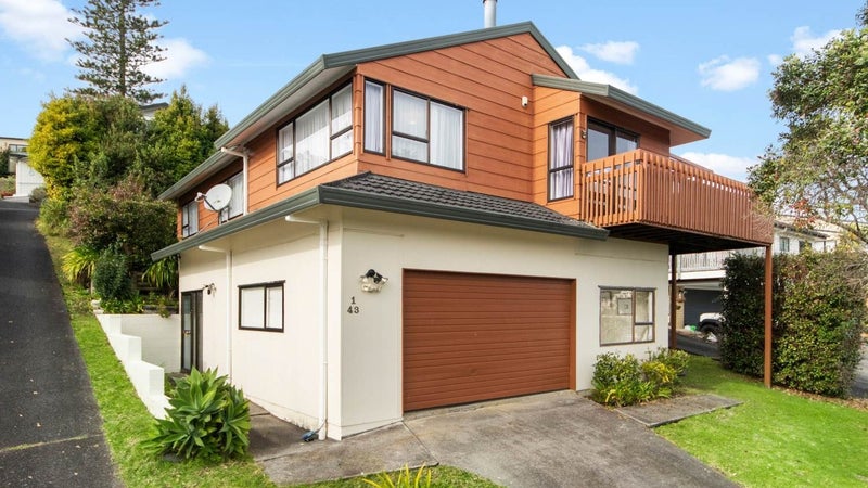 1/43 Squirrel Lane, Browns Bay, Auckland - Carousel 1