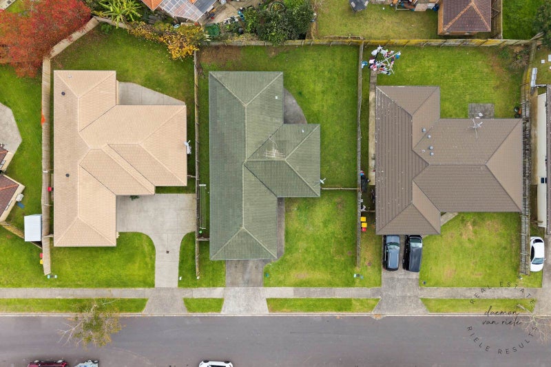 30 Nicholas Gibbons Drive, Clendon Park, Auckland - Carousel 17