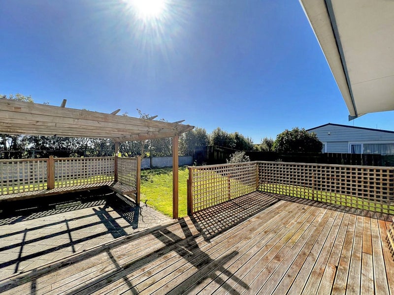 65 Benmore Avenue, Cloverlea, Palmerston North - Carousel 9