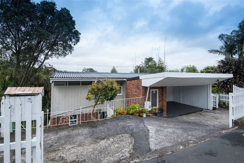 2 Park Hill Road, Birkenhead, Auckland - Carousel 1