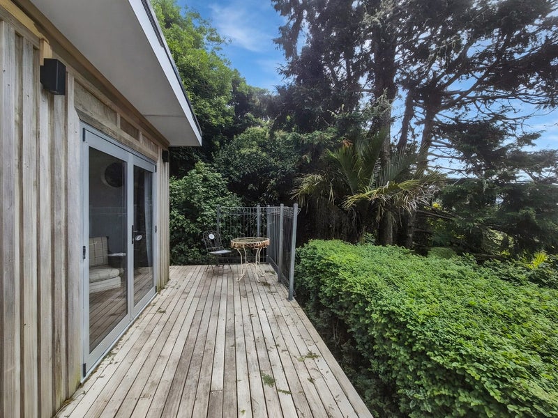 126 Fairview Crescent, Omiha, Waiheke Island - Carousel 14