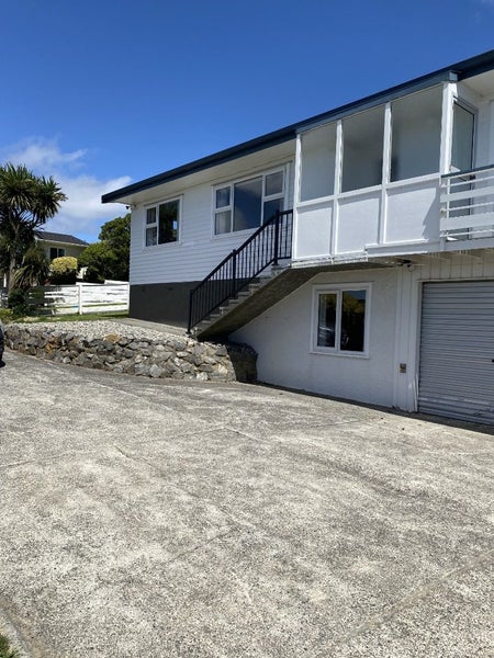 7 Carluke Street, Paparangi, Wellington - Carousel 20