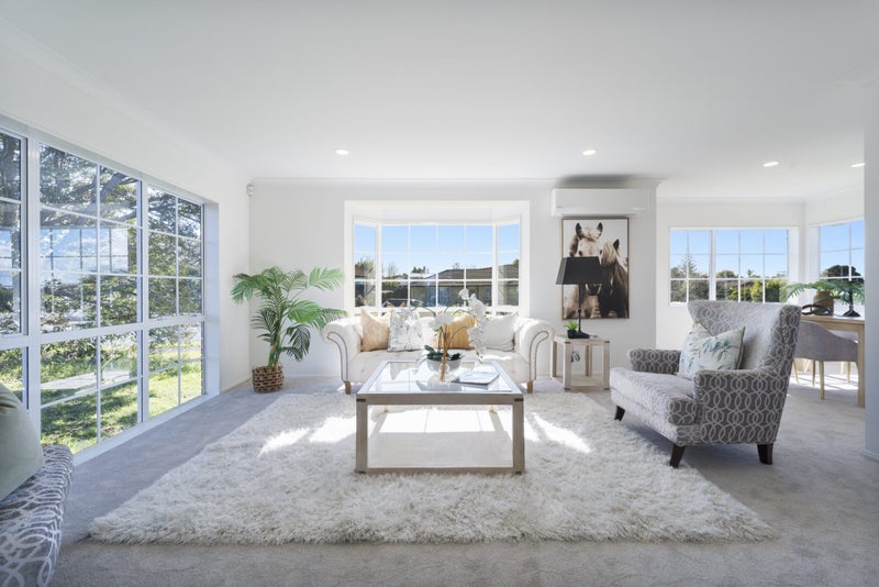 2 Diana Place, Ranui, Auckland - Carousel 2