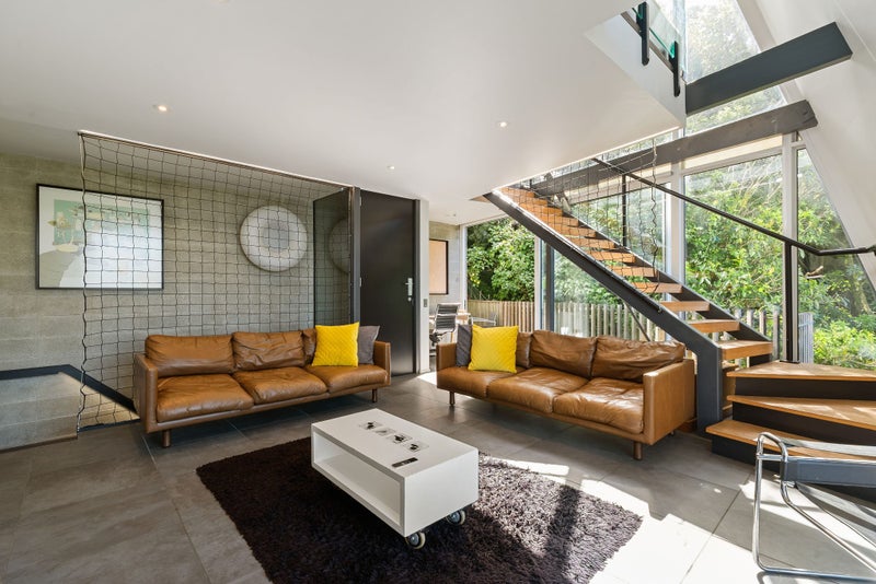 64A Orangi Kaupapa Road, Northland, Wellington - Carousel 2