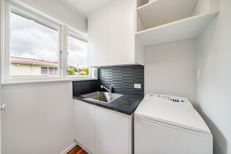 27 Rosina Street, Clouston Park, Upper Hutt - Carousel 22