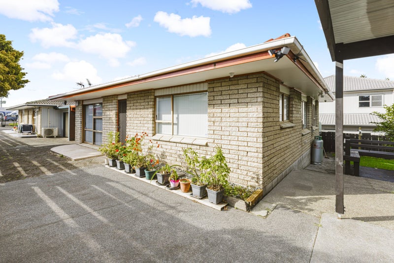2/224 Russell Road, Manurewa, Auckland - Carousel 2