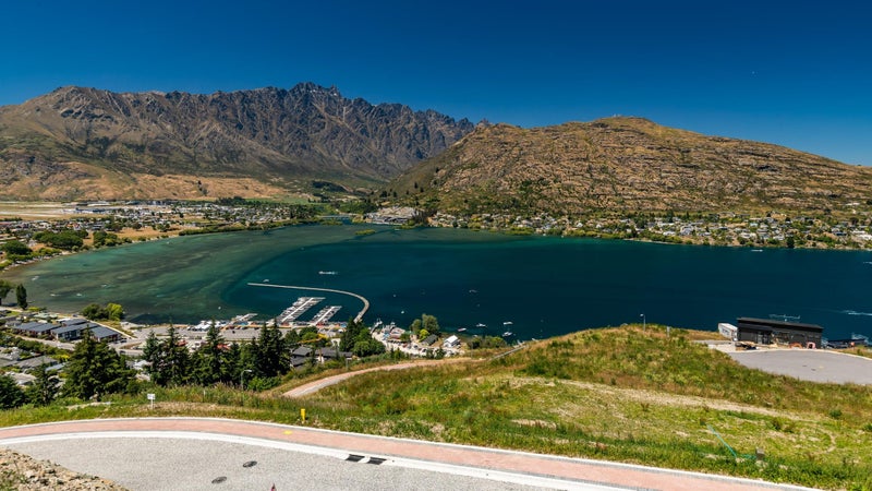 49 Angelo Drive, Queenstown Hill, Queenstown - Carousel 1