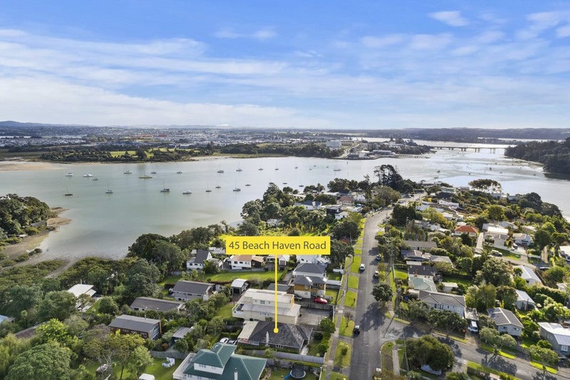 45 Beach Haven Road, Beach Haven, Auckland - Carousel 1