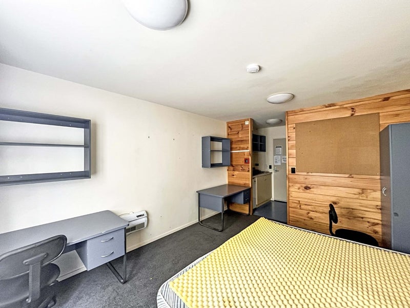 5/4 Sussex Street, Mount Cook, Wellington - Carousel 1