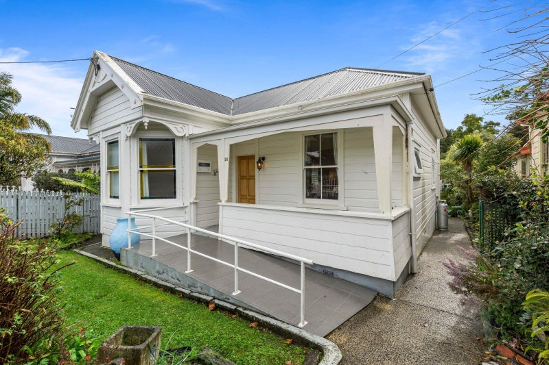20 Calliope Road, Devonport, Auckland - Carousel 1
