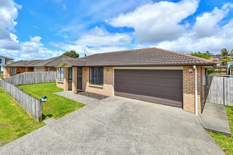 10 Mt Lebanon Crescent, The Gardens, Auckland - Carousel 1