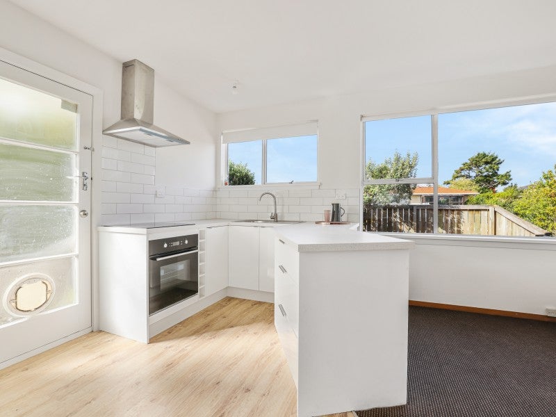 1/4 Nanette Street, Upper Riccarton, Christchurch - Carousel 2