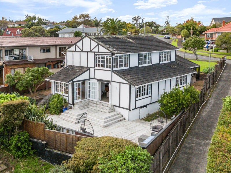 73 Lynbrooke Avenue, Blockhouse Bay, Auckland - Carousel 1