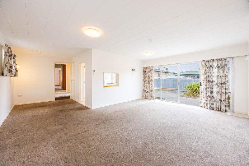 83 Taradale Road, Onekawa, Napier - Carousel 2